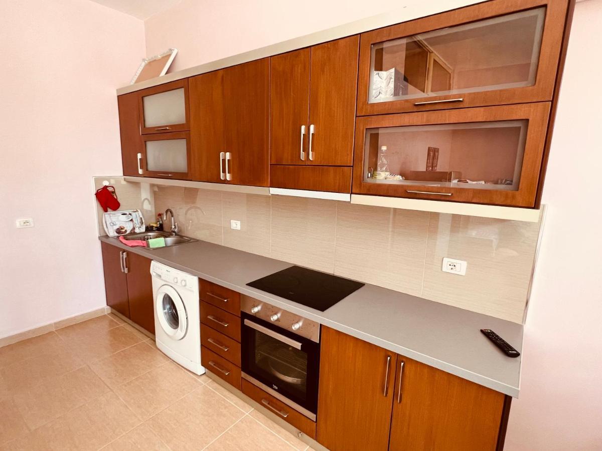 Sana Apartment Sarandë Exterior foto