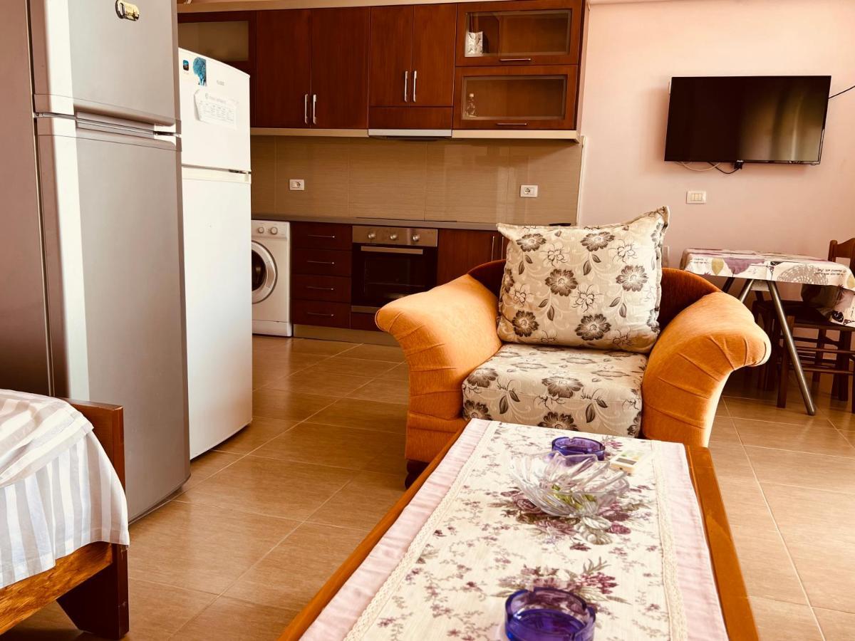 Sana Apartment Sarandë Exterior foto